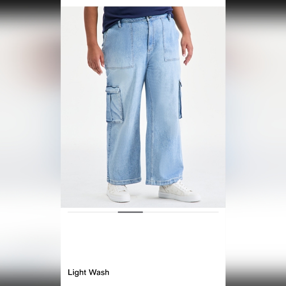 On 34th Light Wash Denim Cargo Jeans